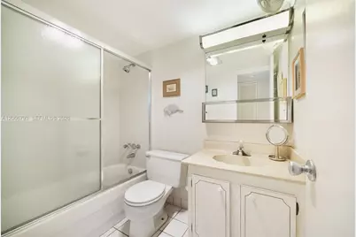 750 SE 6th Ave #322, Deerfield Beach, FL 33441 - Photo 18