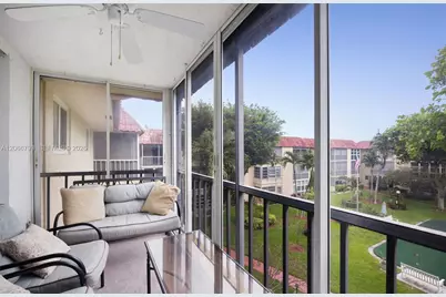 750 SE 6th Ave #322, Deerfield Beach, FL 33441 - Photo 12