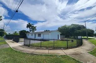 771 NW 15th St, Homestead, FL 33030 - Photo 2