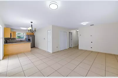 3072 NW 14th St #REAR, Miami, FL 33125 - Photo 4