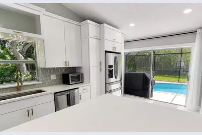 12484 SW 1st St, Coral Springs, FL 33071 - Photo 14