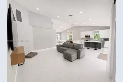 12484 SW 1st St, Coral Springs, FL 33071 - Photo 16