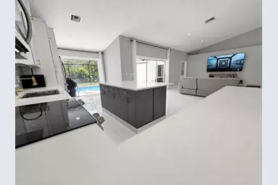 12484 SW 1st St, Coral Springs, FL 33071 - Photo 12