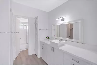 1345 Lincoln Rd #501, Miami Beach, FL 33139 - Photo 4