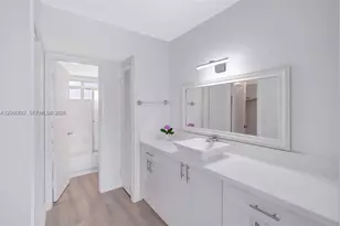1345 Lincoln Rd, Miami Beach, FL 33139 - Photo 4