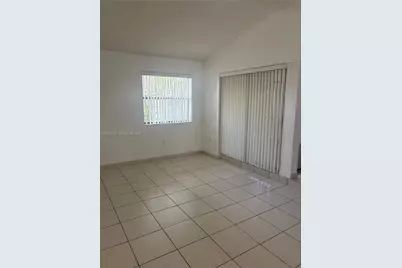 17919 NW 66th Ct, Hialeah, FL 33015 - Photo 14