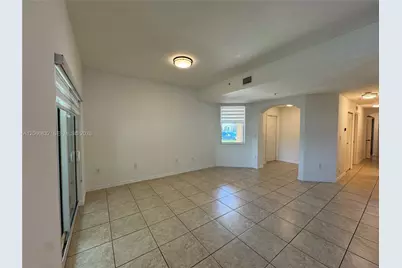 10885 NW 89th Ter #113, Doral, FL 33178 - Photo 6