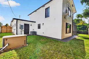 7221 Freedom St, Hollywood, FL 33024 - Photo 32