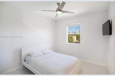132 SE 28th Pl, Homestead, FL 33033 - Photo 20