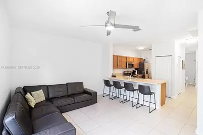 132 SE 28th Pl, Homestead, FL 33033 - Photo 6