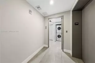 488 NE 18th St, Miami, FL 33132 - Photo 4
