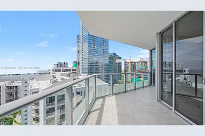 1300 Brickell Bay Dr #3102, Miami, FL 33131 - Photo 8