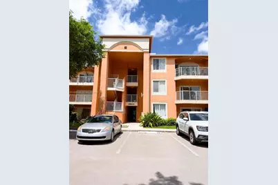 6960 SW 39th St #E102, Davie, FL 33314 - Photo 2