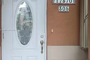 17370 NW 69th Ct, Hialeah, FL 33015 - Photo 2