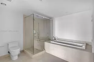 495 Brickell Ave, Miami, FL 33131 - Photo 28