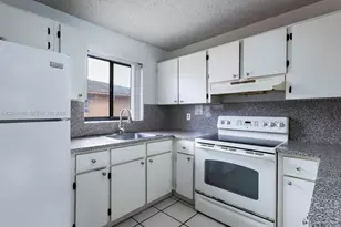 6305 W 22nd Ct, Hialeah, FL 33016 - Photo 8