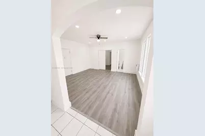 1319 Meridian Ave #204, Miami Beach, FL 33139 - Photo 2