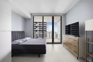 1010 Brickell Ave, Miami, FL 33131 - Photo 6