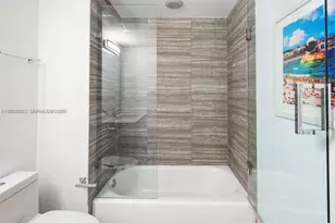 1010 Brickell Ave, Miami, FL 33131 - Photo 10