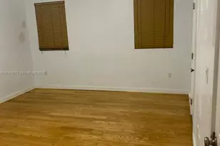 9010 SW 25th St, Miami, FL 33165 - Photo 12