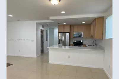 9010 SW 25th St #1, Miami, FL 33165 - Photo 2