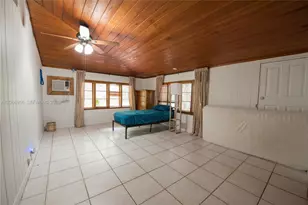 14000 SW 216th St, Miami, FL 33170 - Photo 10