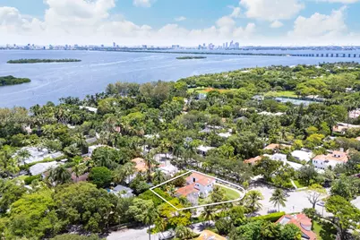 621 NE 57th St, Miami, FL 33137 - Photo 30
