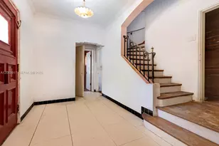 621 NE 57th St, Miami, FL 33137 - Photo 12