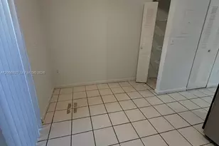 560 NW 82nd Pl, Miami, FL 33126 - Photo 10