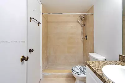 18830 NW 57th Ave #304, Hialeah, FL 33015 - Photo 20