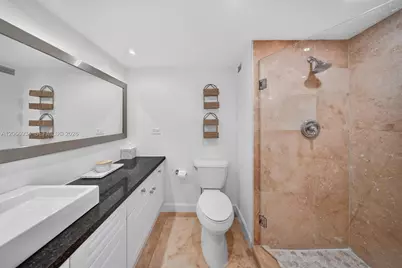 2301 Collins Ave #908, Miami Beach, FL 33139 - Photo 24