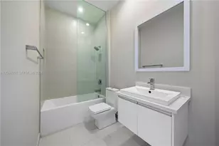 10280 NW 63rd Terrace, Doral, FL 33178 - Photo 12