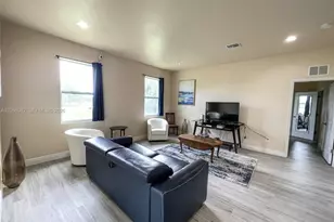 2013 Odessa Cir, Labelle, FL 33935 - Photo 10