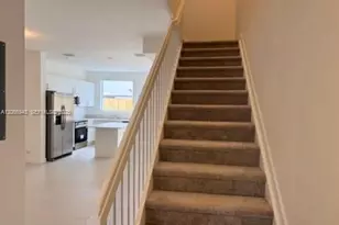 2560 SE 25th Rd, Homestead, FL 33035 - Photo 10