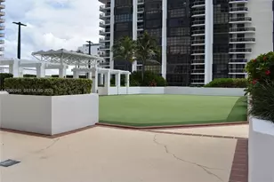 6365 Collins Ave, Miami Beach, FL 33141 - Photo 1