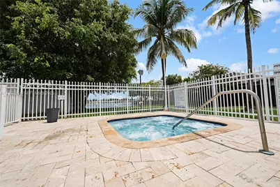 12693 NW 8th Ter, Miami, FL 33182 - Photo 18