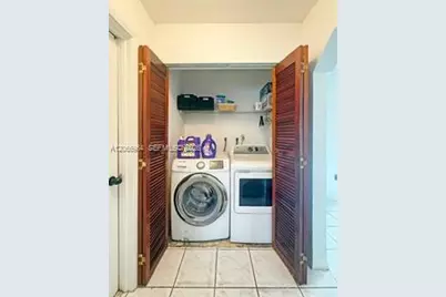 12693 NW 8th Ter, Miami, FL 33182 - Photo 24