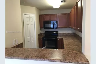 11503 NW 89th St #103, Doral, FL 33178 - Photo 4