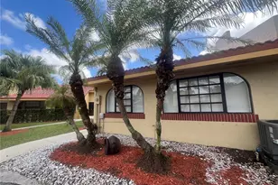 11720 SW 103rd Ln, Miami, FL 33186 - Photo 2
