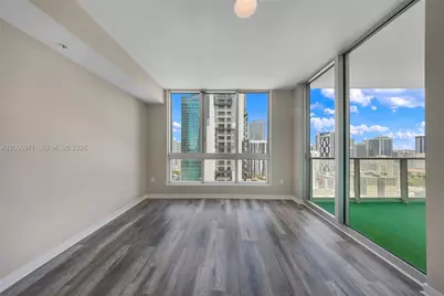 300 S Biscayne Blvd #T-2911, Miami, FL 33131 - Photo 12