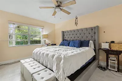 139 Essex Rd #4-28, Hollywood, FL 33024 - Photo 38