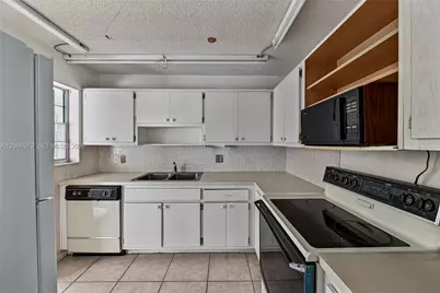 2491 SW 82nd Ave #310, Davie, FL 33324 - Photo 6