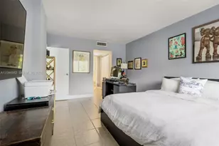 100 Edgewater Dr, Coral Gables, FL 33133 - Photo 10