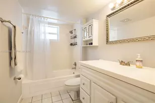 100 Edgewater Dr, Coral Gables, FL 33133 - Photo 14