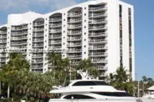 3610 Yacht Club Dr, Aventura, FL 33180 - Photo 1