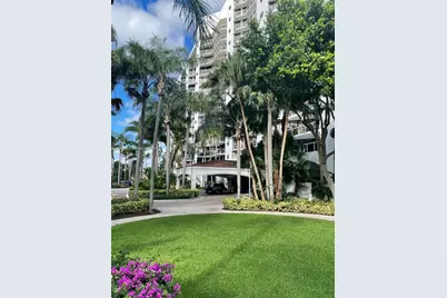3610 Yacht Club Dr #514, Aventura, FL 33180 - Photo 4