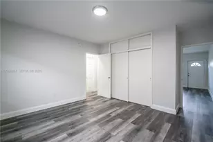 7911 Abbott Ave, Miami Beach, FL 33141 - Photo 12