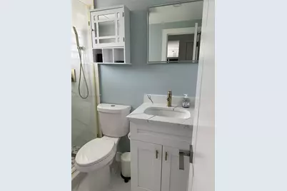 1333 E Hallandale Beach Blvd #423, Hallandale Beach, FL 33009 - Photo 12