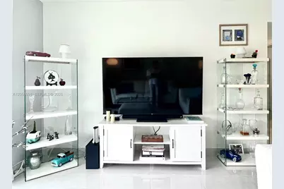[Address not provided], Aventura, FL 33160 - Photo 16