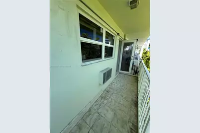 524 Washington Ave #311, Miami Beach, FL 33139 - Photo 16